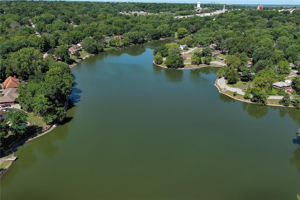 Photo 67 of 70 - 6925 Lakeshore Drive