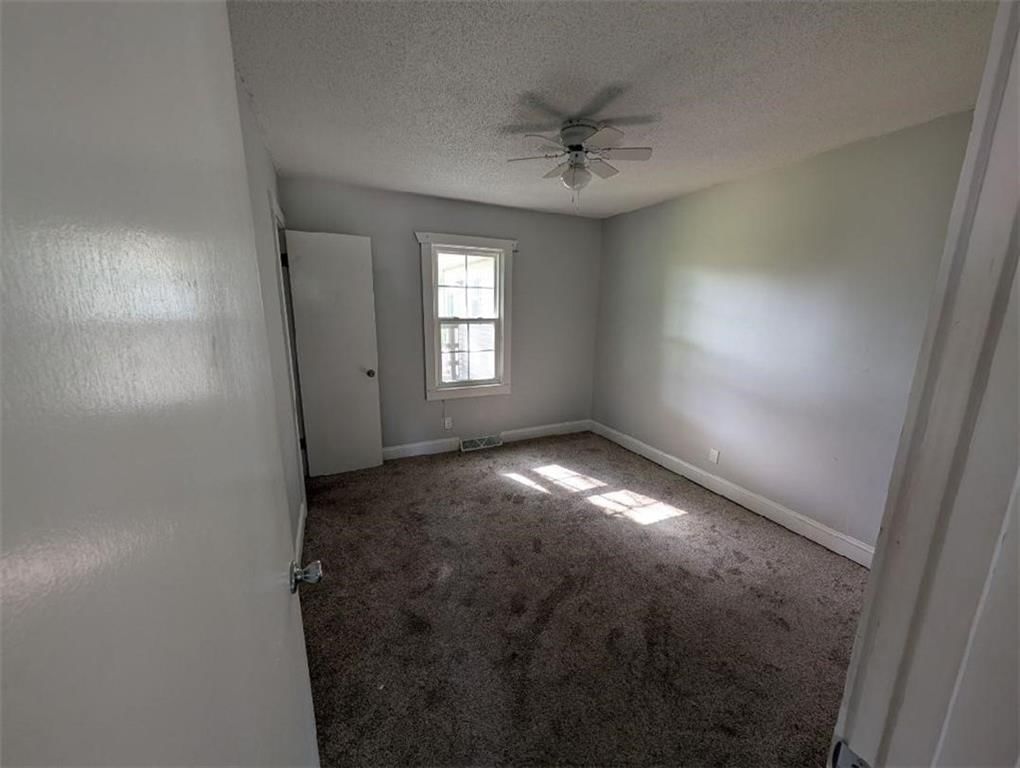 819 N Lincoln Avenue — photo 18