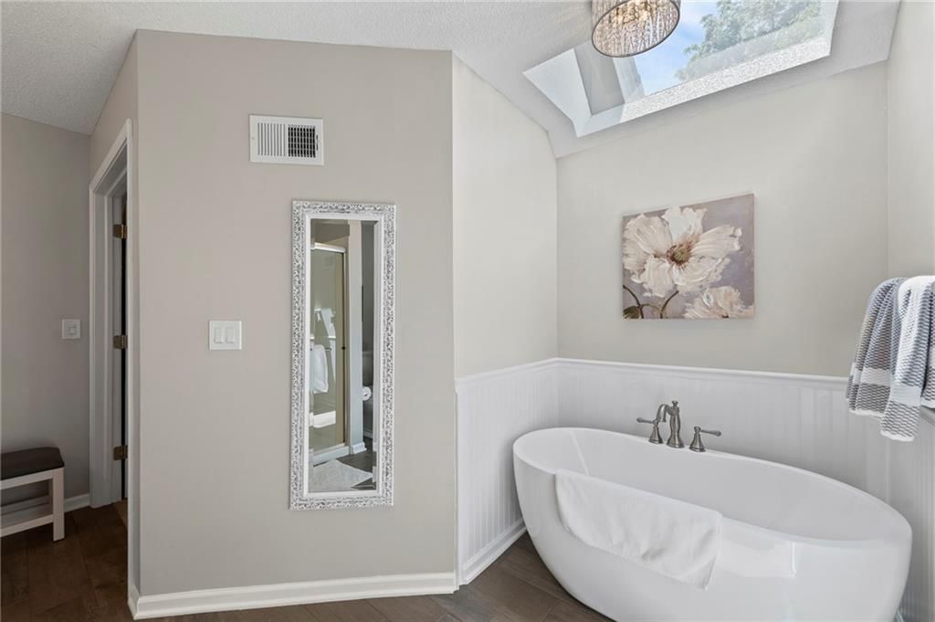 11484 Lowell Avenue — photo 15