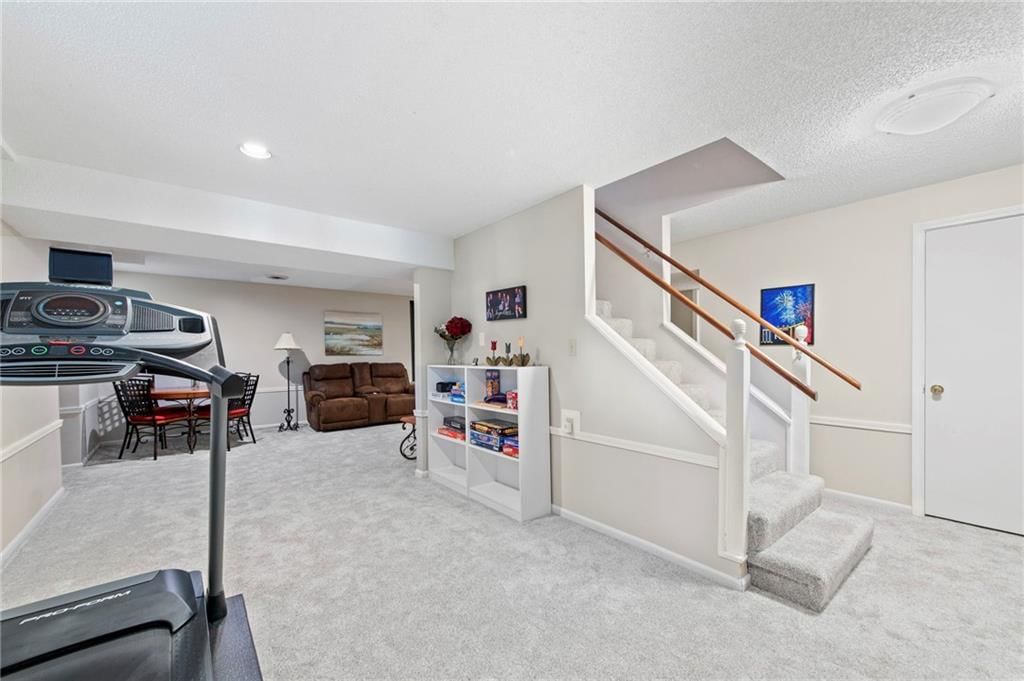 11484 Lowell Avenue — photo 36