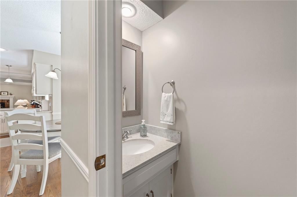 11484 Lowell Avenue — photo 41