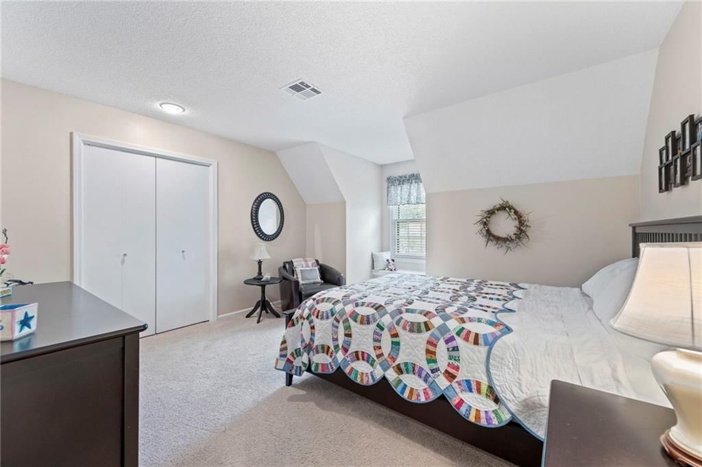11484 Lowell Avenue — photo 47