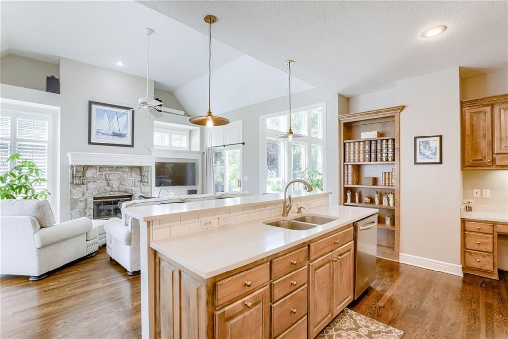 14724 Maple Street — photo 17