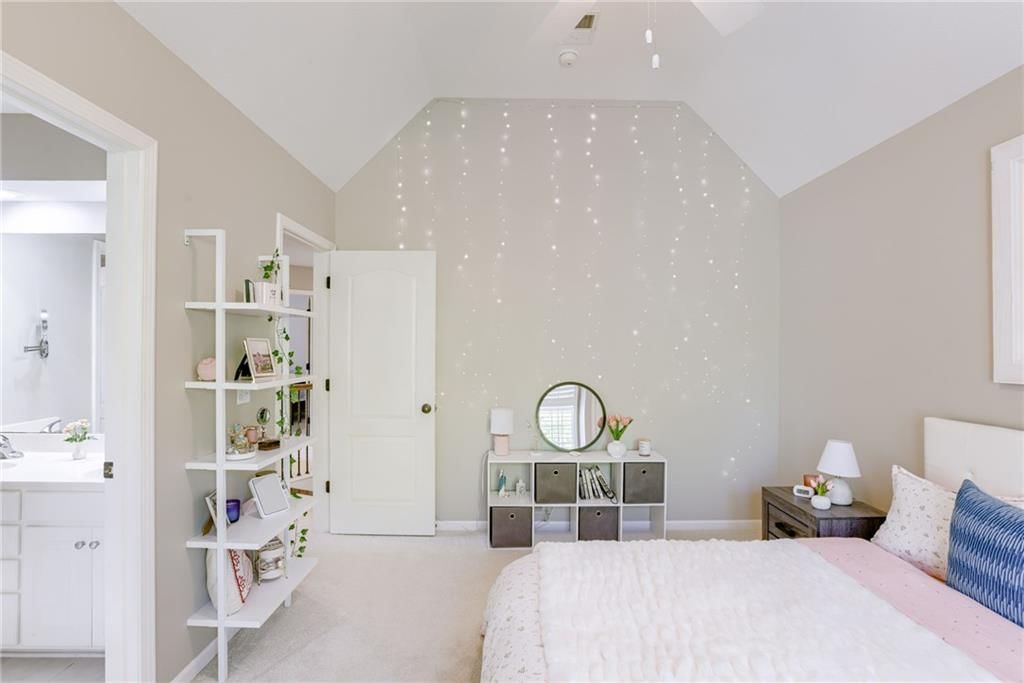 14724 Maple Street — photo 34