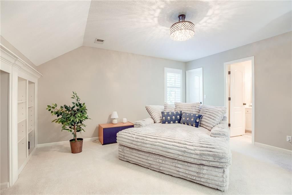 14724 Maple Street — photo 40