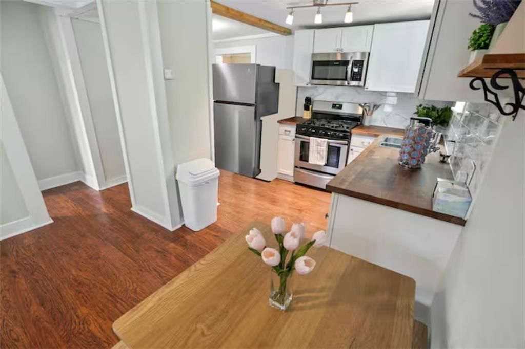 106 W 80th Terrace — photo 5