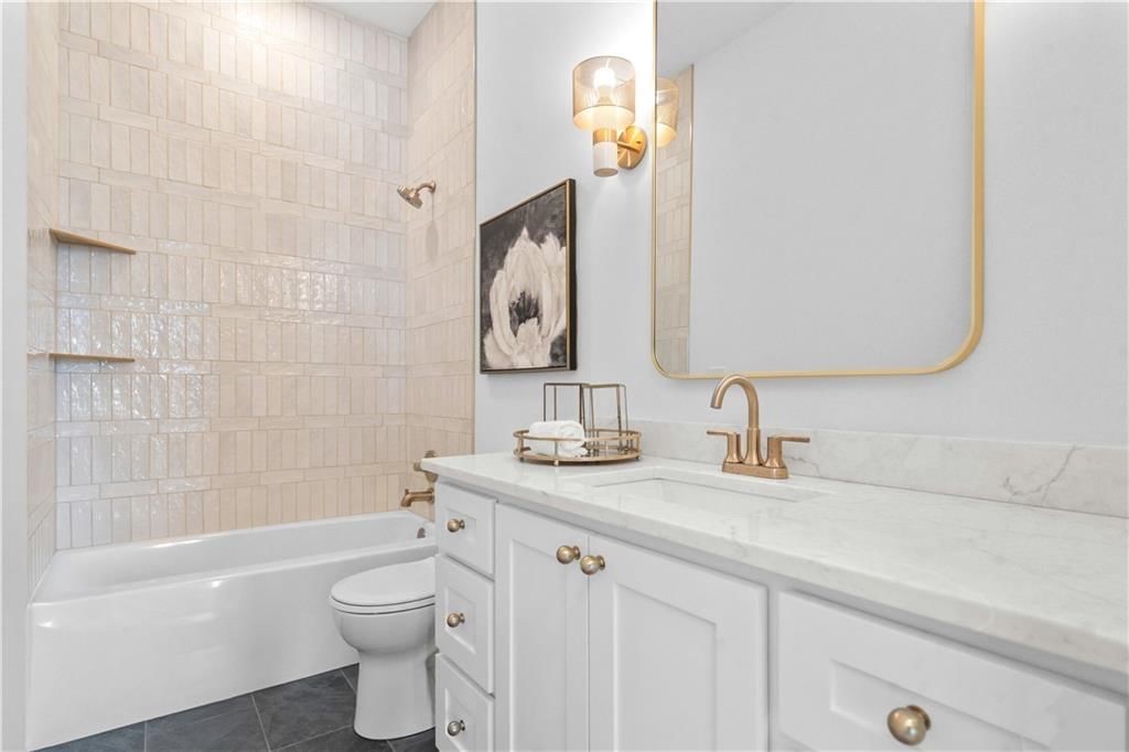 1816 NE Lashbrook Circle — photo 48