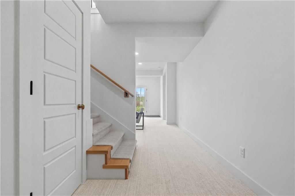 1816 NE Lashbrook Circle — photo 49