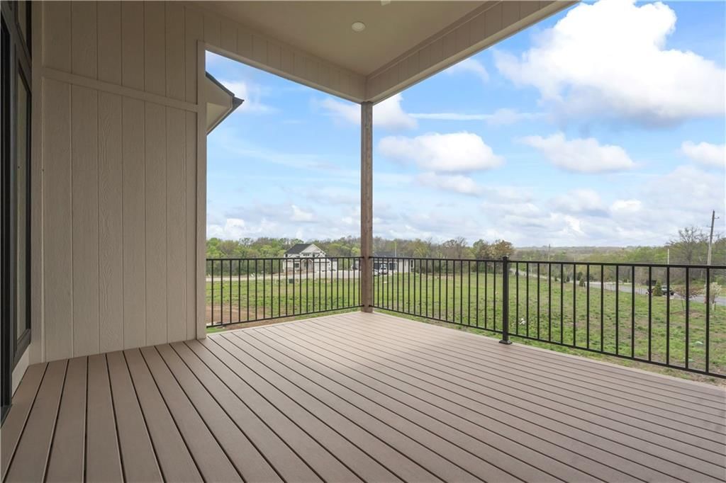 1816 NE Lashbrook Circle — photo 70