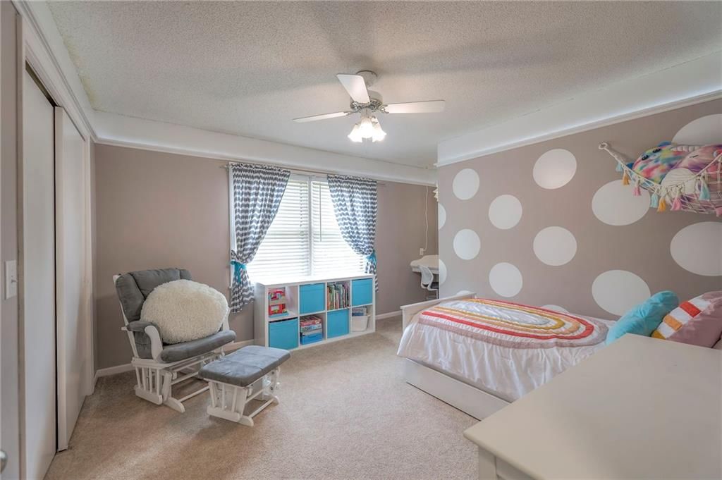 Photo 21 of 38 - 14445 Brentwood Drive
