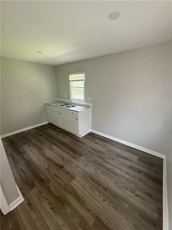 3422 E 54th Street — photo 10