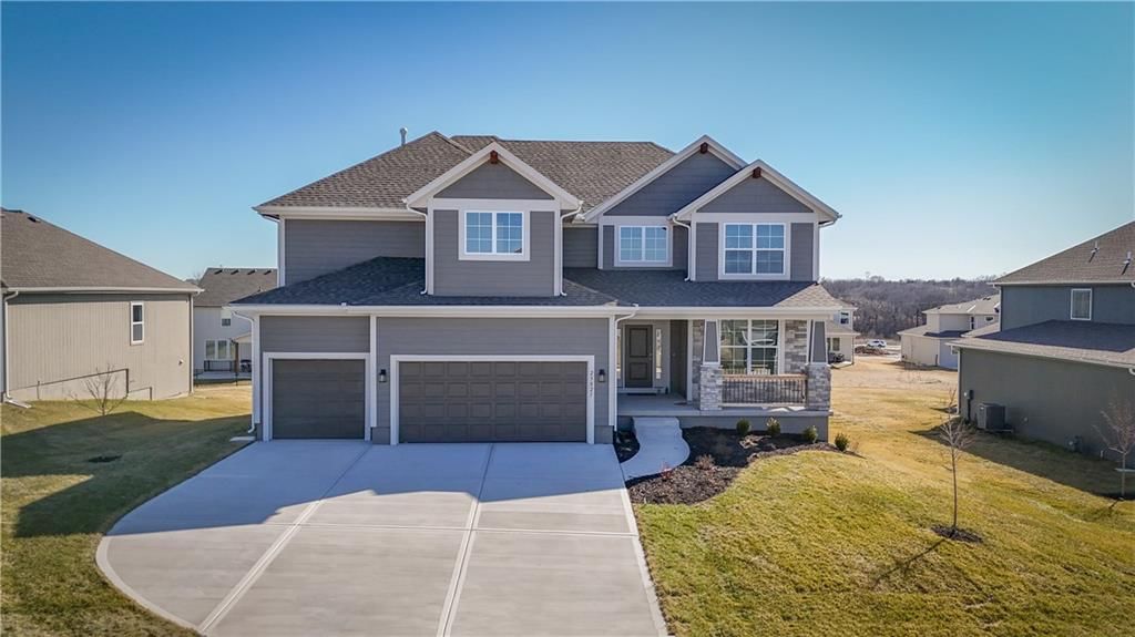 19854 W 114th Place, Olathe, KS