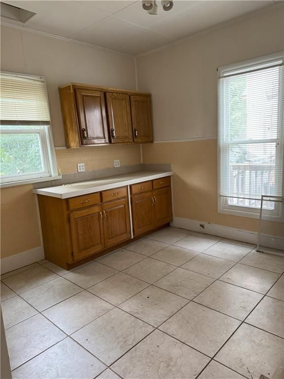Photo 14 of 16 - 518 N Osage Street