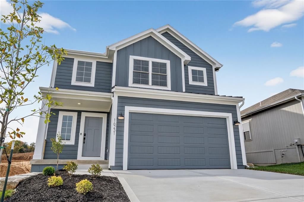 16231 Giorgia Street, Parkville, MO