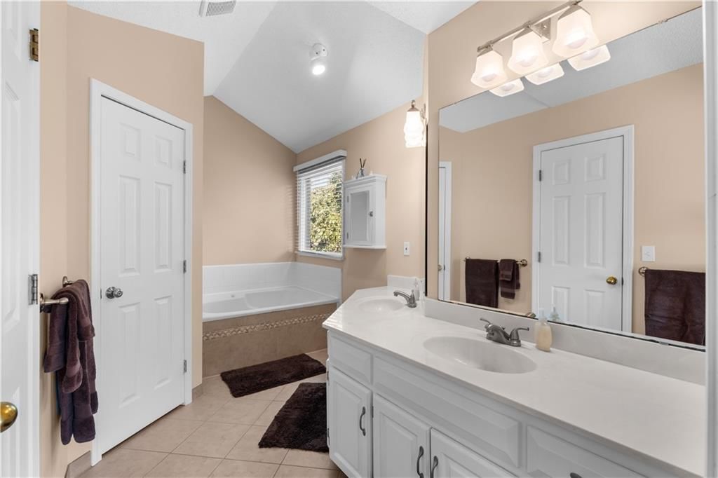 16134 W 80th Street — photo 12
