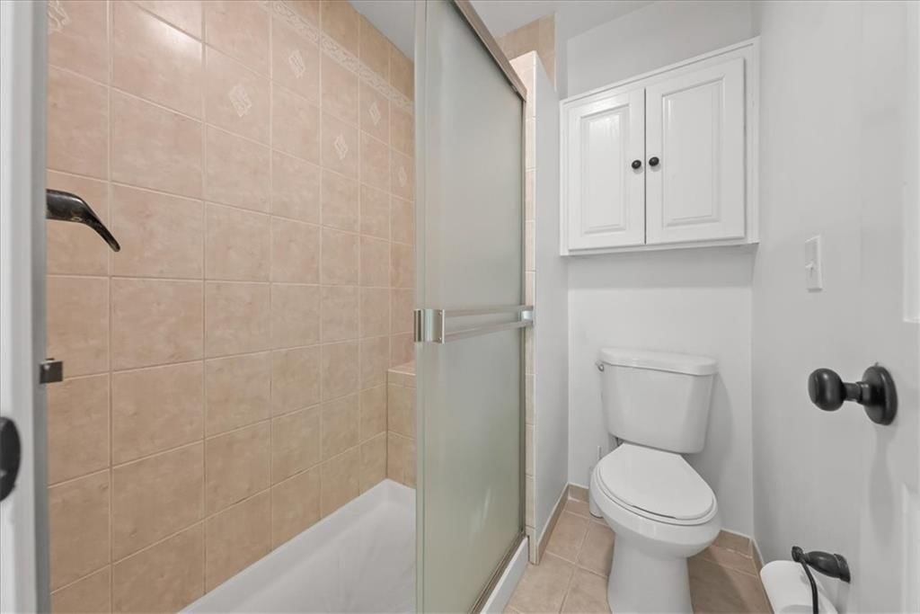 Photo 19 of 34 - 1604 W Cedar Street