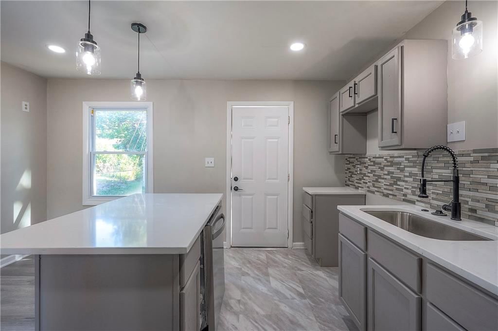 6403 E 153rd Street — photo 11