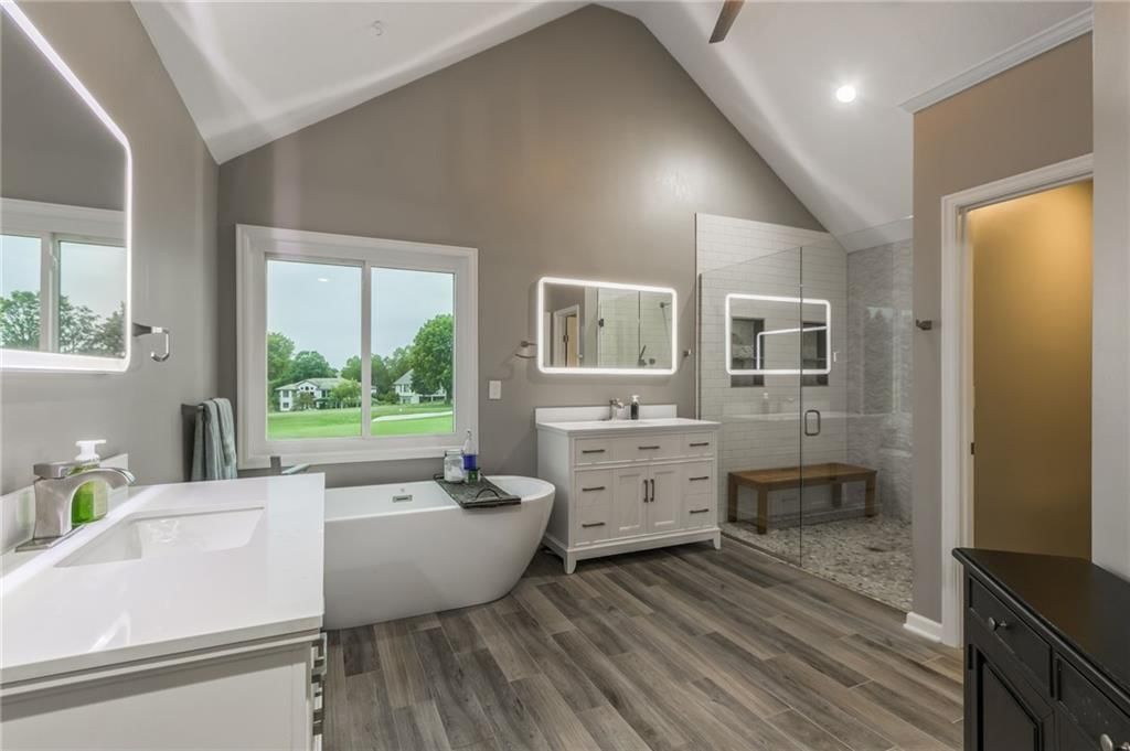 10134 N Montgall Avenue — photo 31