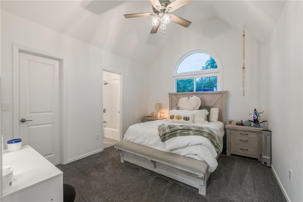 10134 N Montgall Avenue — photo 38
