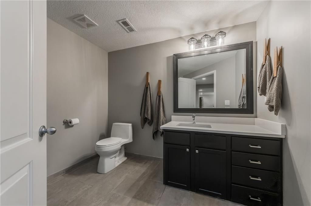 10134 N Montgall Avenue — photo 54