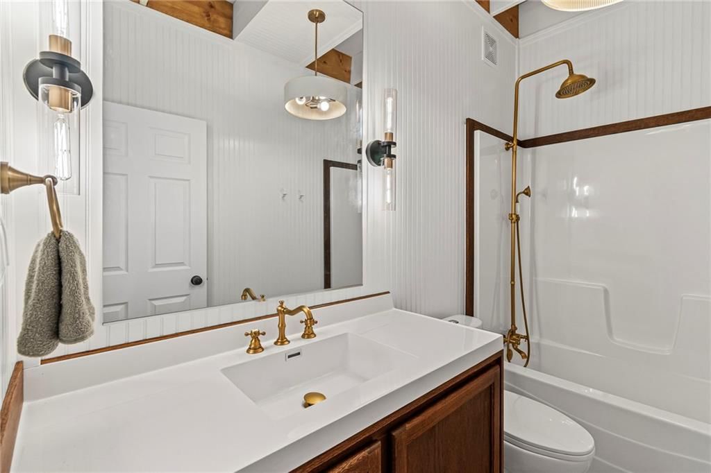 1005 Sycamore Drive — photo 17