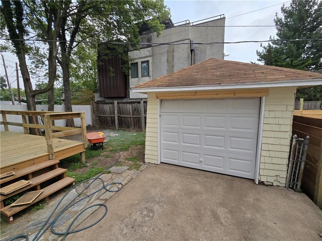 4703 Terrace Street — photo 9