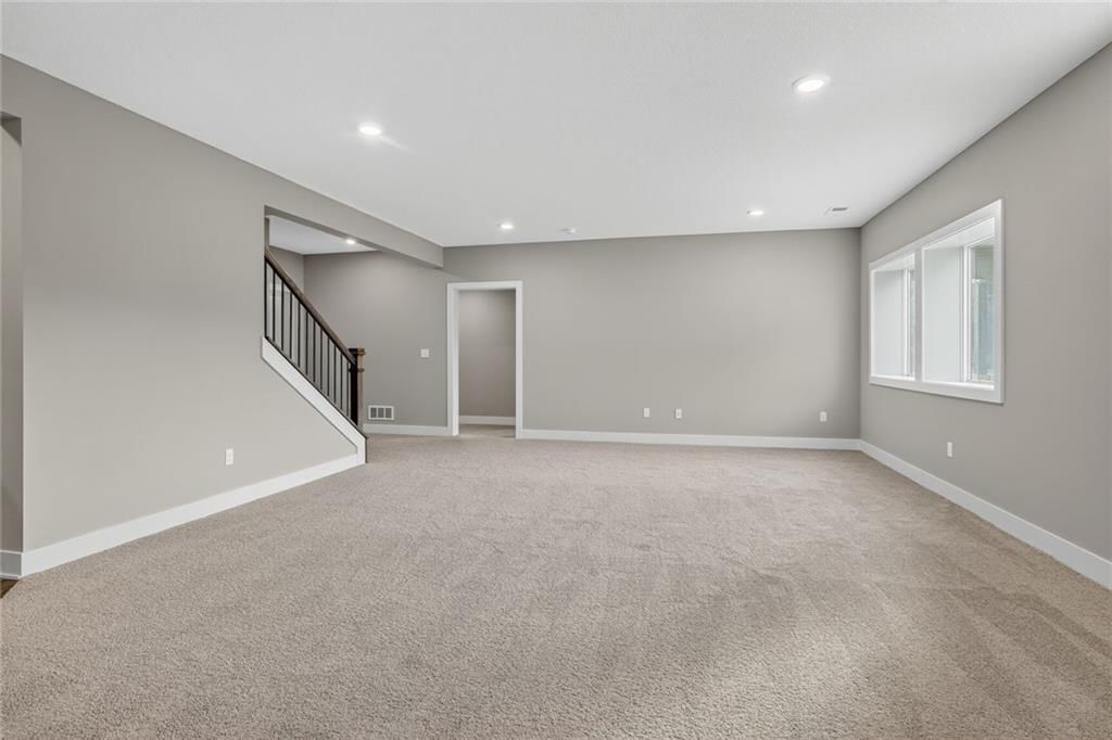 14198 S Pickering Street — photo 27