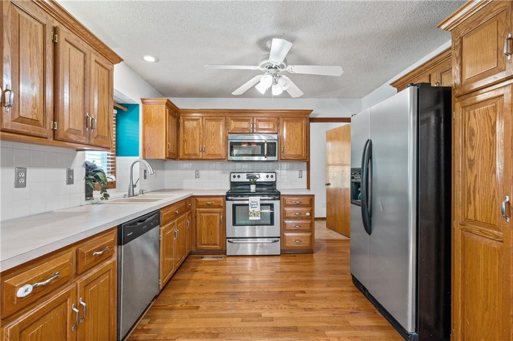 1124 N Ponca Drive — photo 2