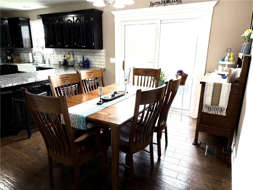 Photo 9 of 38 - 15440 NW 127th Street