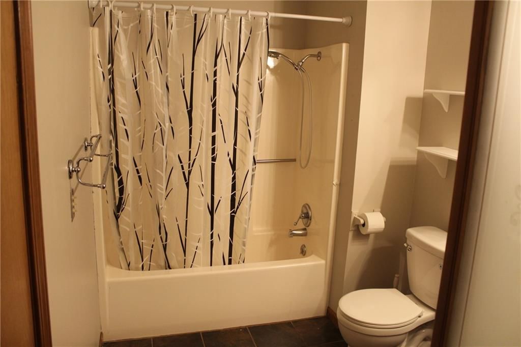 1405 N Walnut Street — photo 13