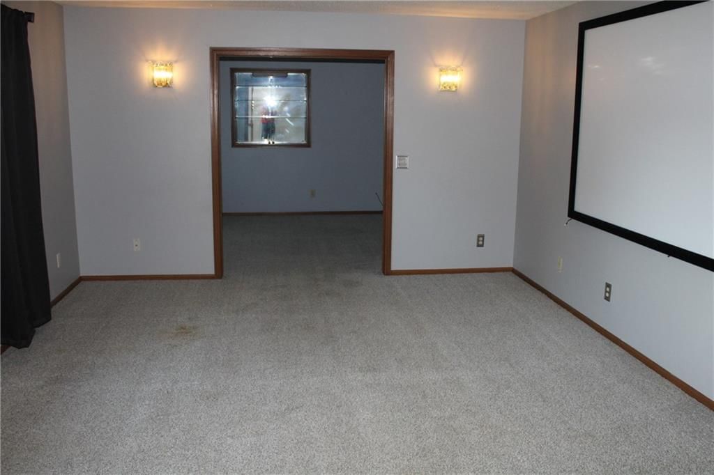 1405 N Walnut Street — photo 17