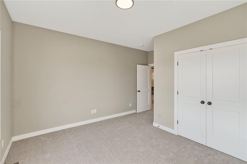 7620 N Booth Avenue — photo 35
