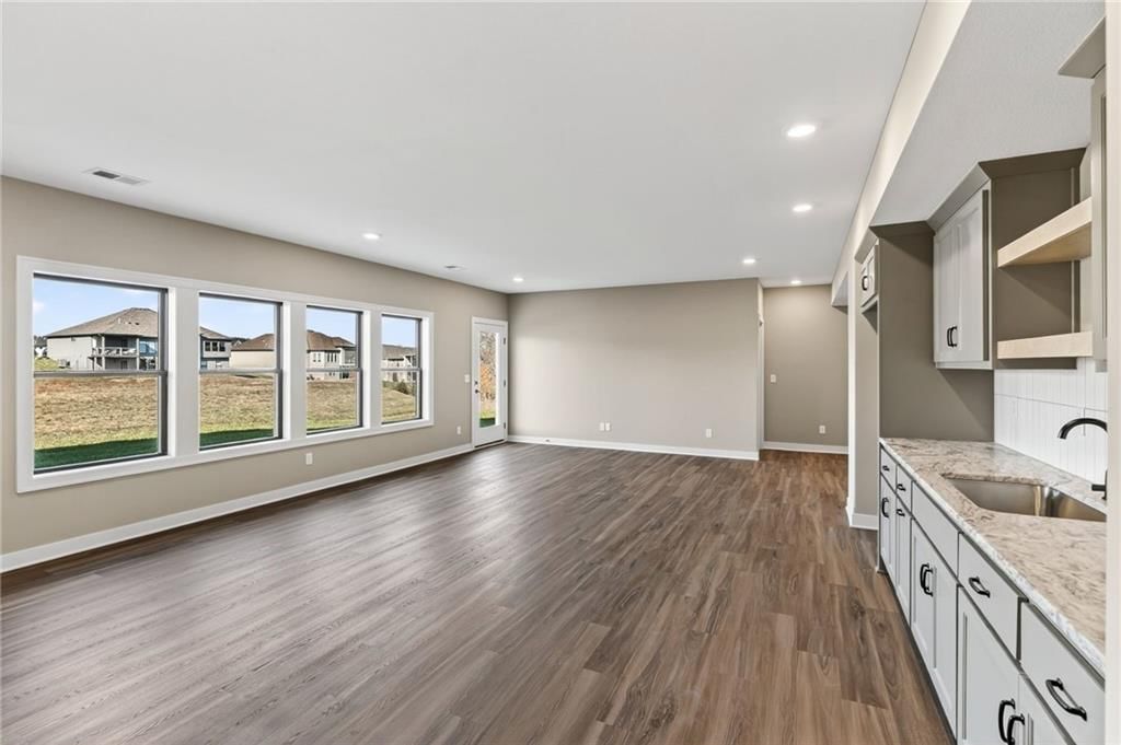 7620 N Booth Avenue — photo 42