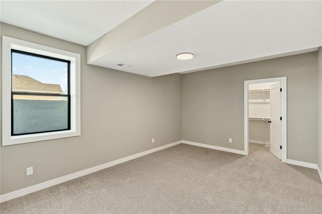 7620 N Booth Avenue — photo 47