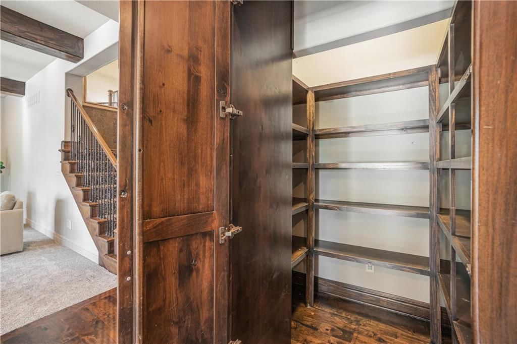 Photo 15 of 55 - 15033 Latham Street