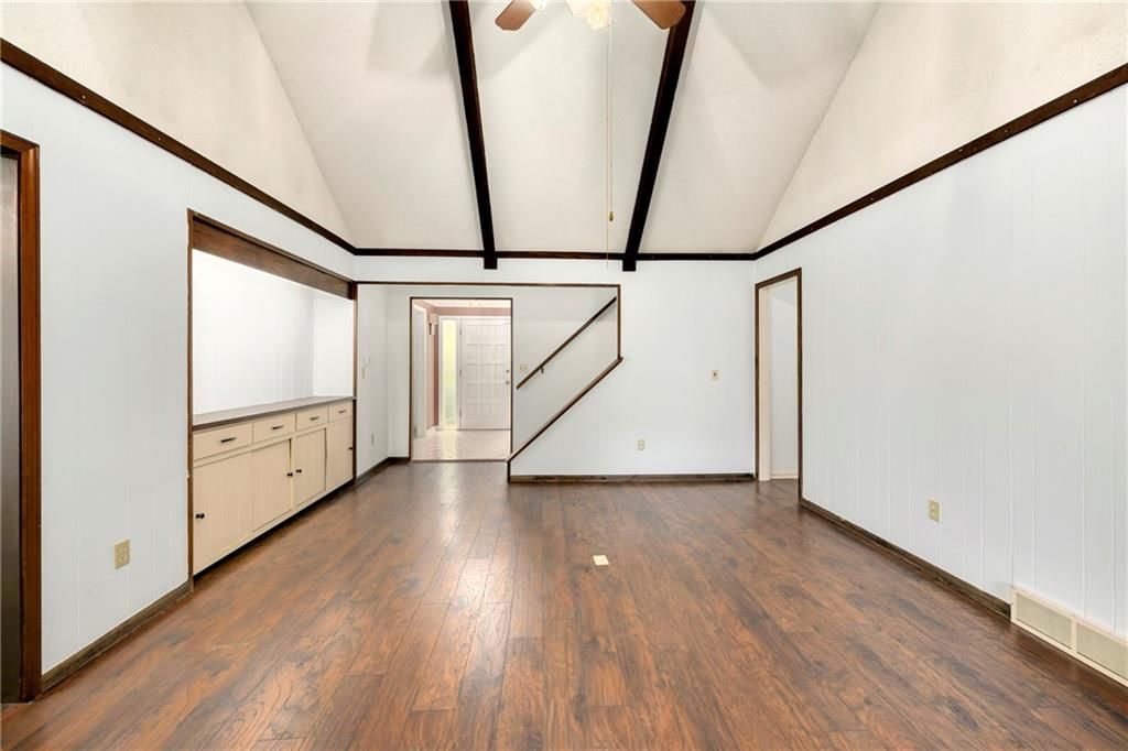 12022 W 100th Street — photo 16