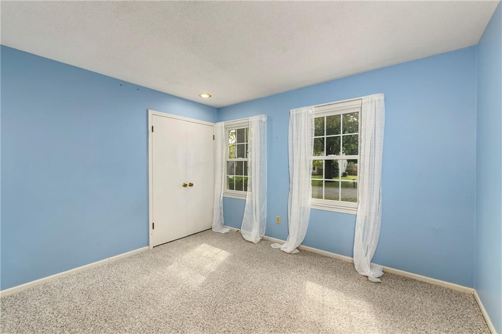 12022 W 100th Street — photo 25
