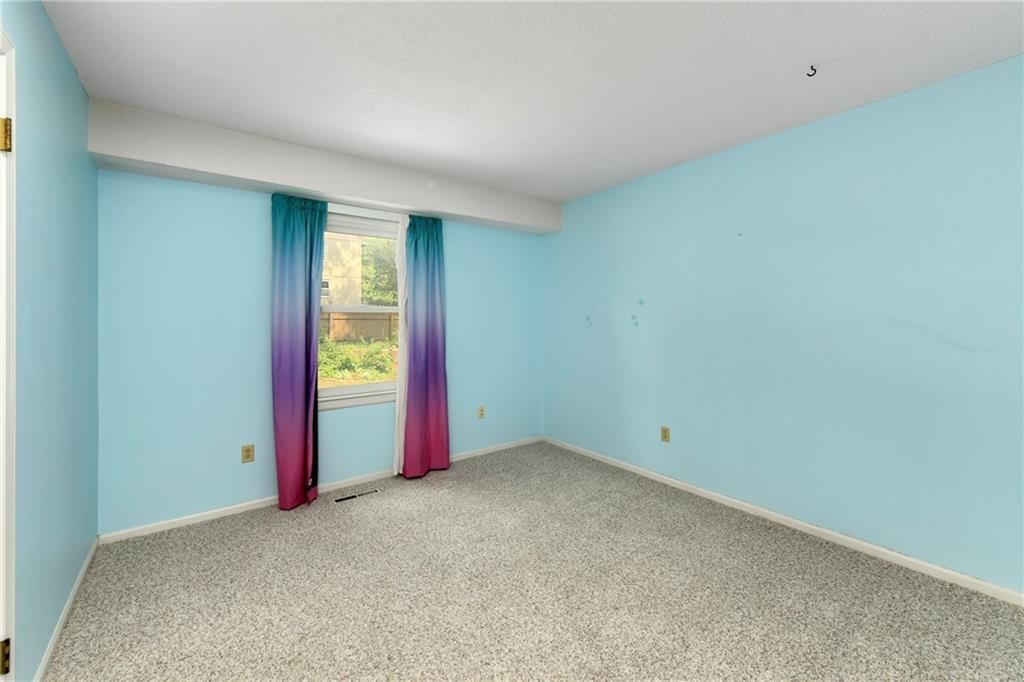 12022 W 100th Street — photo 28