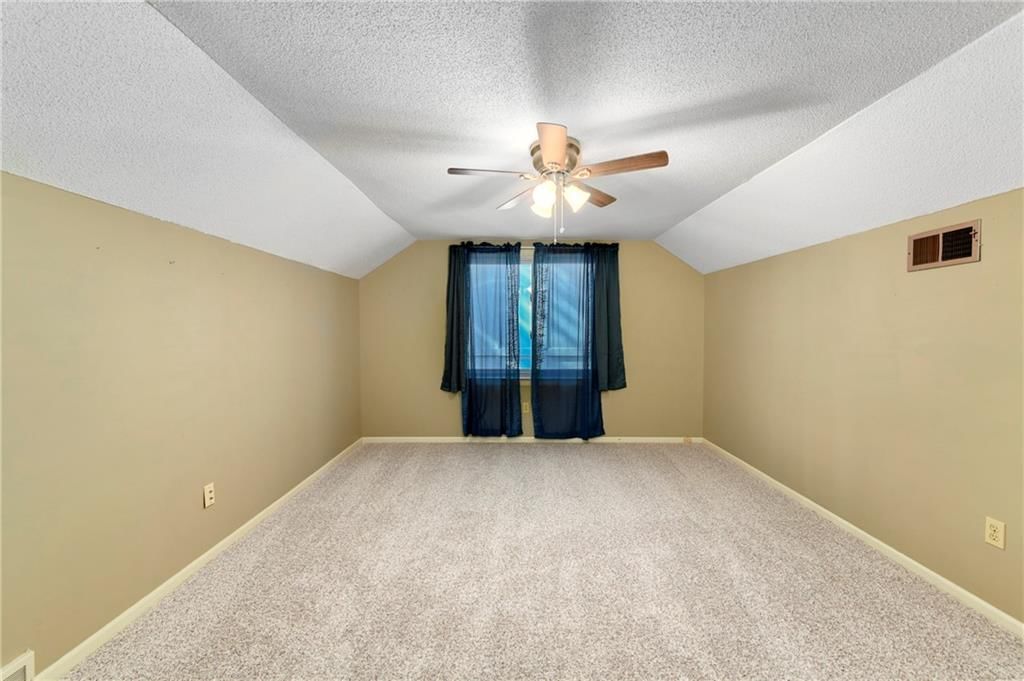12022 W 100th Street — photo 38
