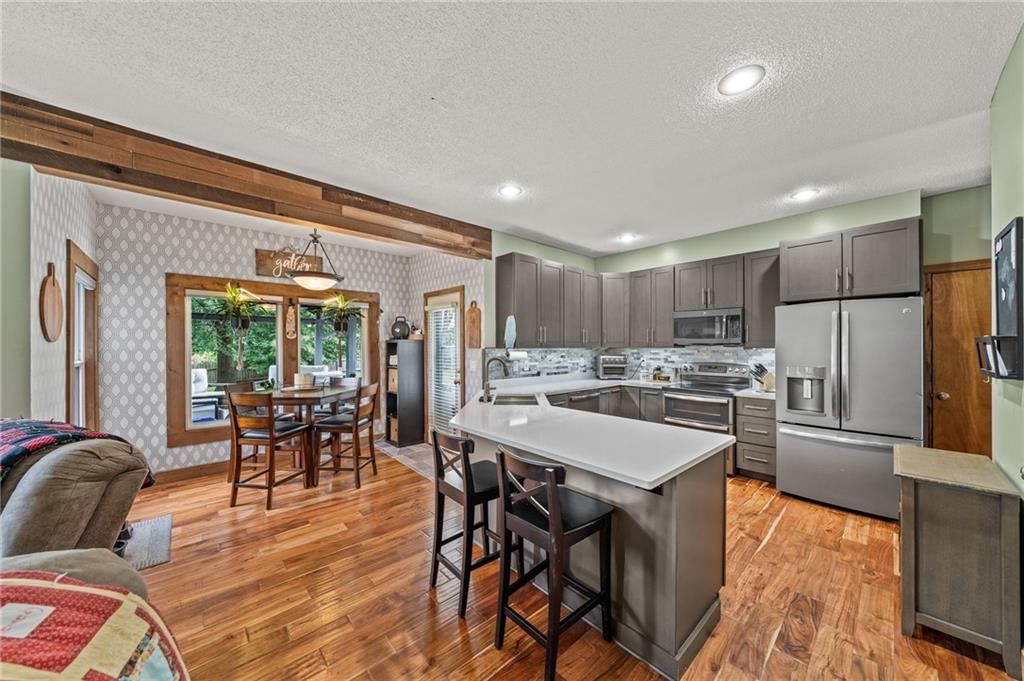 Photo 5 of 23 - 24316 W 57th Street