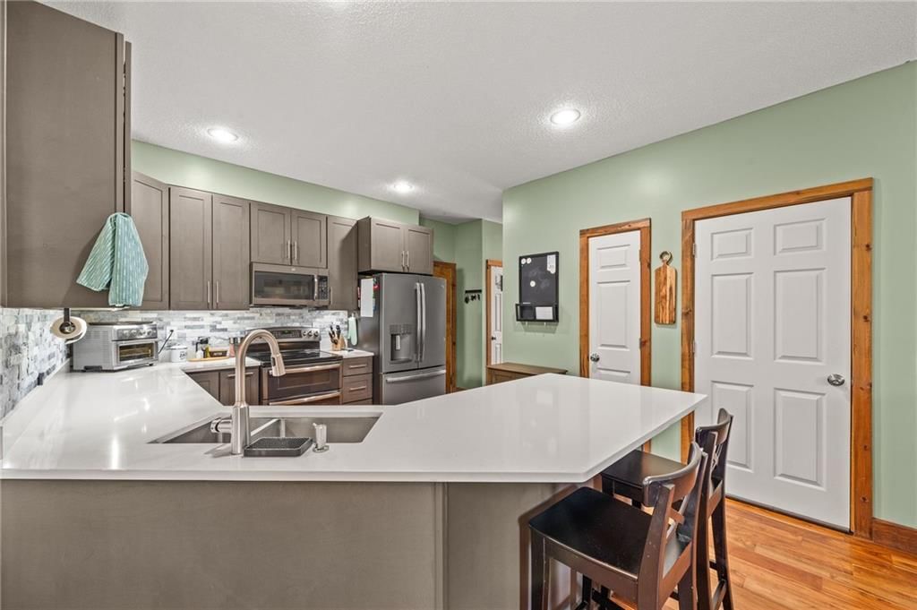 Photo 7 of 23 - 24316 W 57th Street