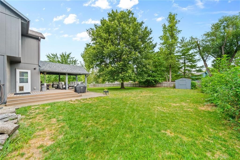 Photo 22 of 23 - 24316 W 57th Street