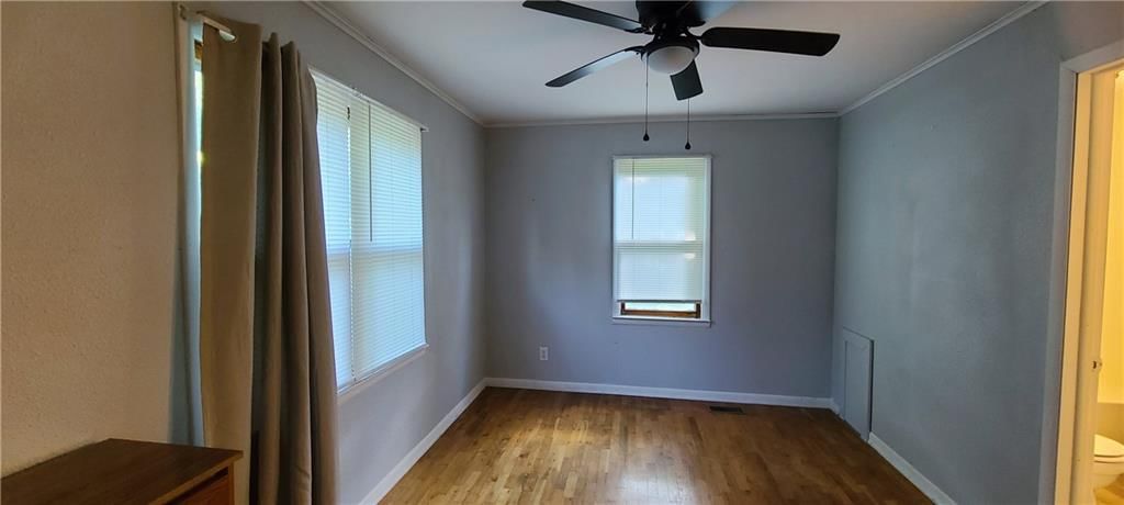 8002 Friendship Road — photo 10