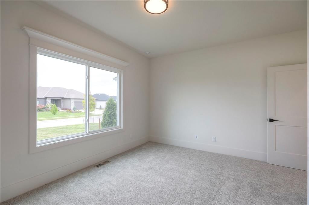 9301 SW Leviathan Court — photo 10