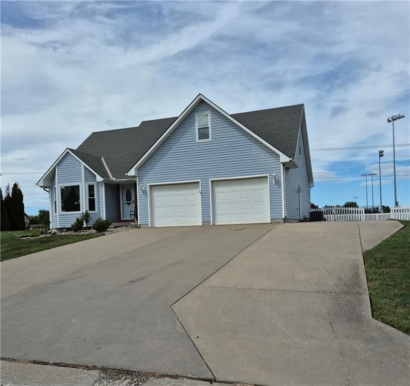 603 Kirkpatrick Street — photo 2