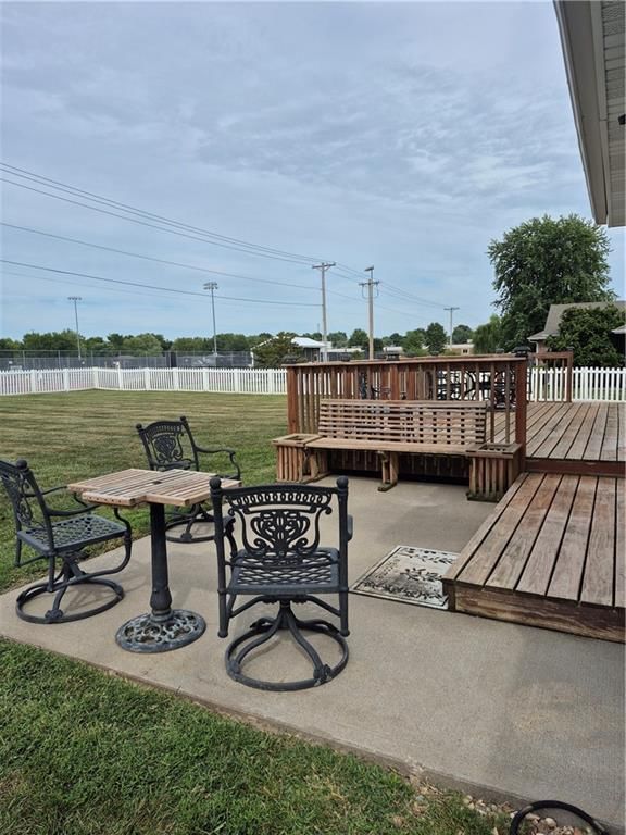 603 Kirkpatrick Street — photo 34