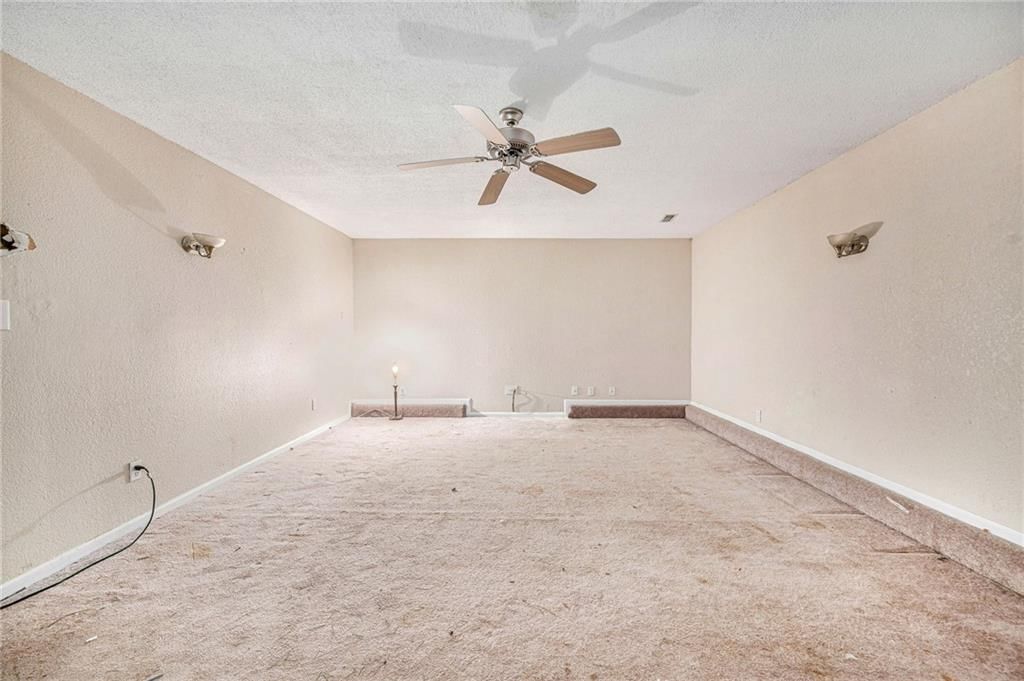 11221 N Wyandotte Street — photo 18