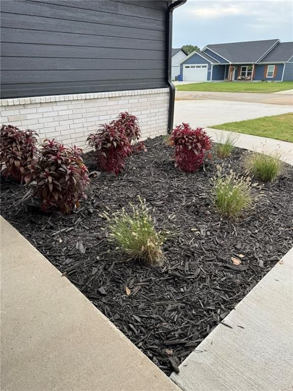 Photo 5 of 60 - 503 N EDGEWOOD Drive