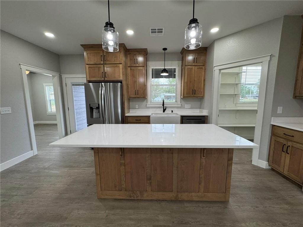 Photo 11 of 60 - 503 N EDGEWOOD Drive