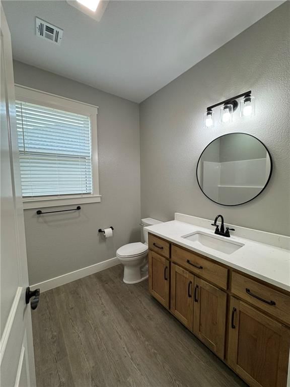 Photo 26 of 60 - 503 N EDGEWOOD Drive